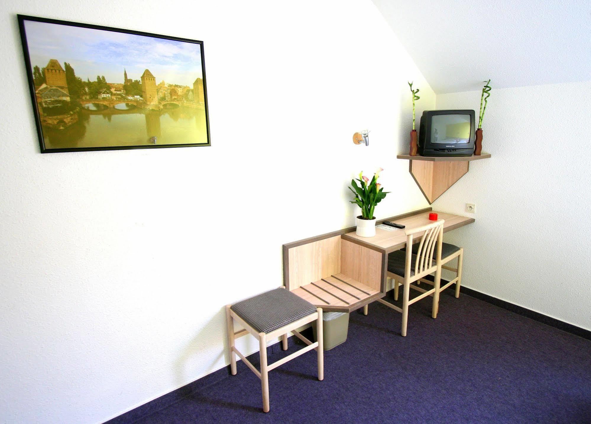 East Hotel Hoenheim Εξωτερικό φωτογραφία
